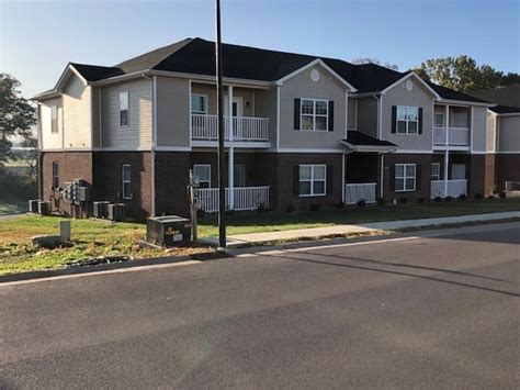 Each unit is an open floor plan with 9 ft. . For rent bowling green ky
